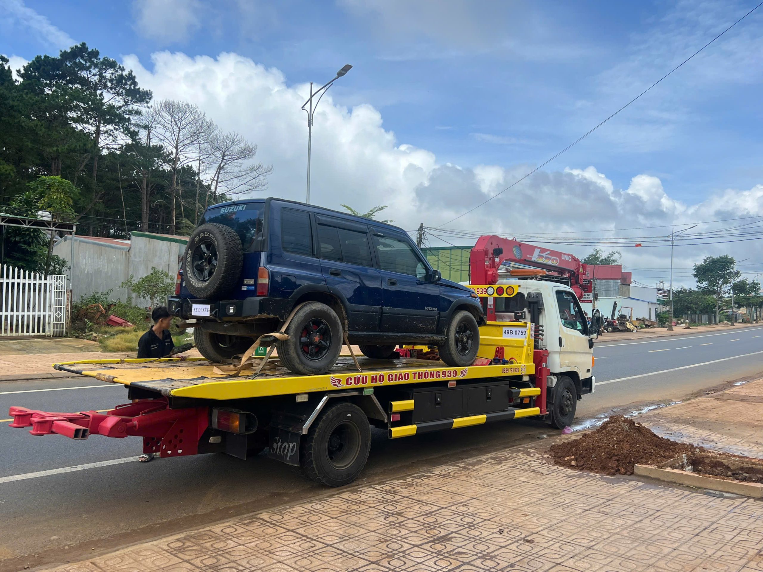 Cứu hộ giao thông tận nơi tại Đà Lạt